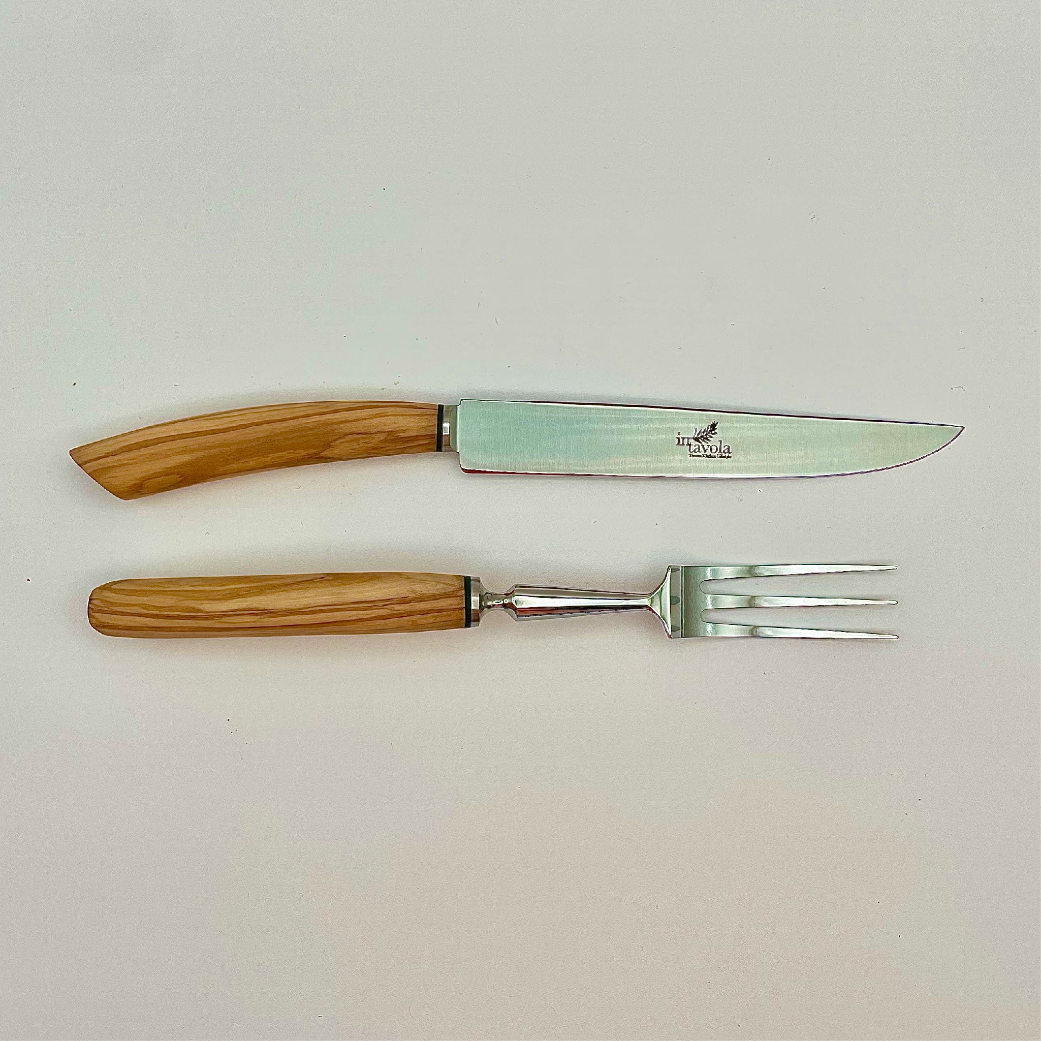 Set de Cuchillo y Tenedor para Asado
